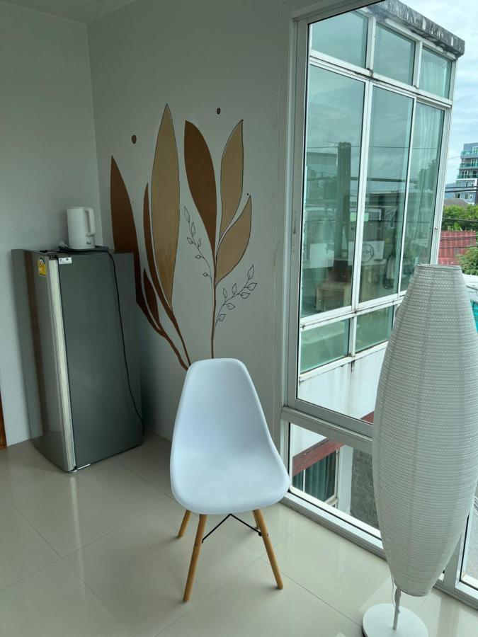 The Chu Cafe / 公寓